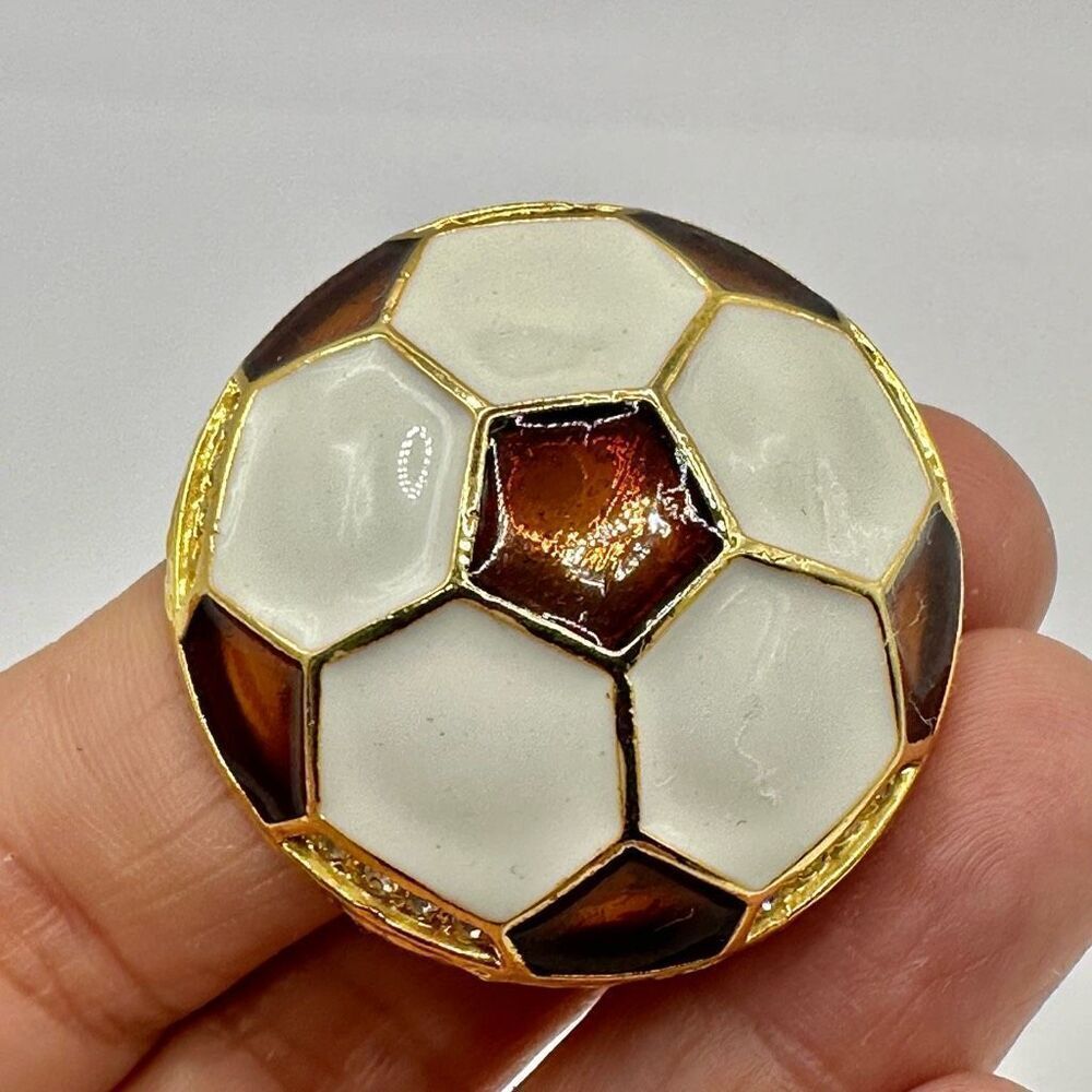 Vintage  estate enamel soccer ball brooch pin